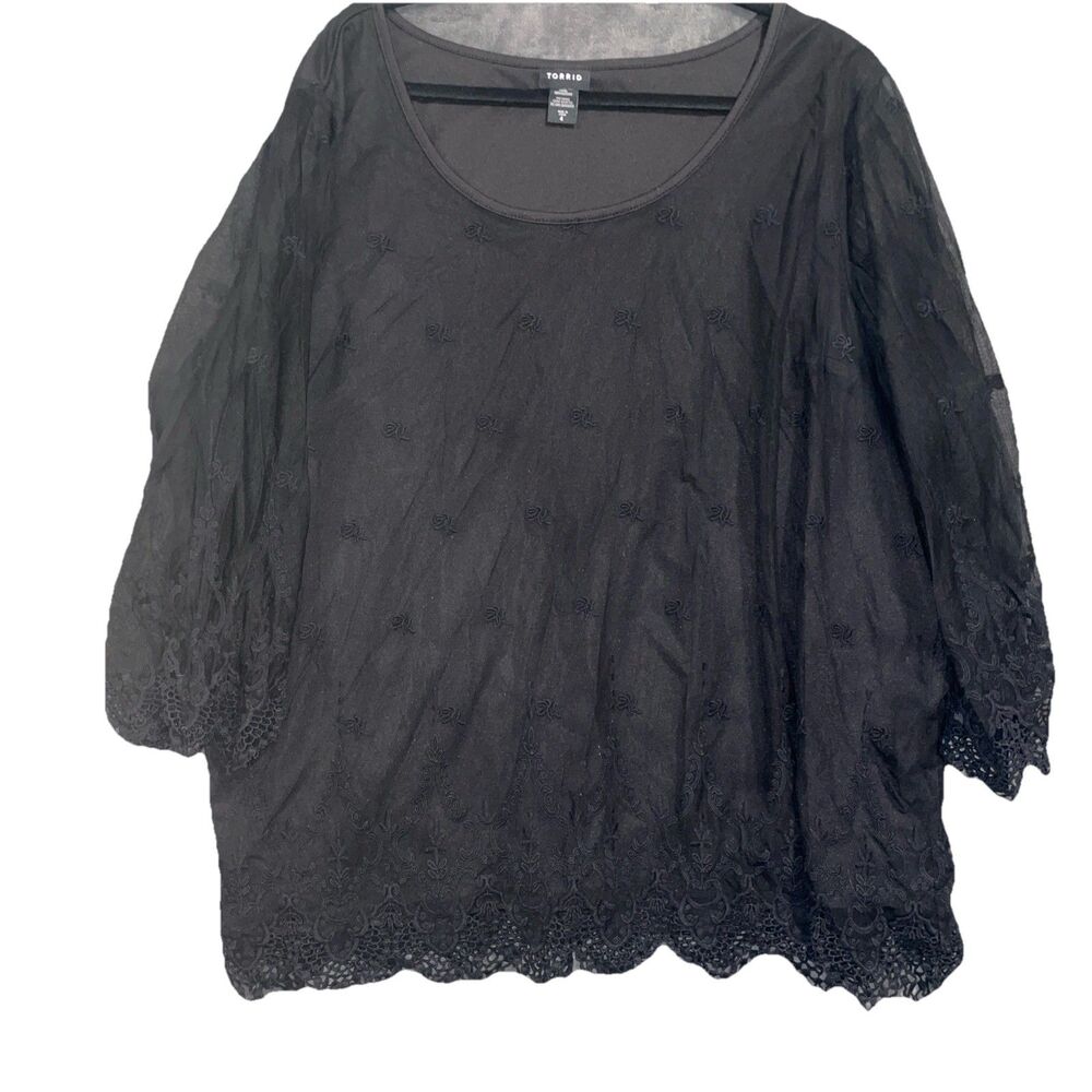 TORRID Sheer Mesh Overlay Crochet Lace Sheer Sleeves Trim- Size 4 Classy Elegant